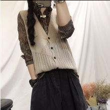 Load image into Gallery viewer, Women Spring Autumn Sleeveless Knitted Tops Ladies Knitwear V neck Vest Female Fall 2019 Knit Cardigans Jacket