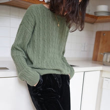 Load image into Gallery viewer, cashmere sweater female head round neck short loose thickening twist solid color knitted sweaters women autumn winter pullover