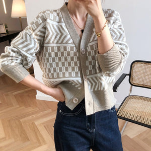 Women V-neck Cardigan Sweater Coat 2019 Autumn Winter New Fashion Casual Comfortable Wild Patchwork Knit Cardigan Women Sweater